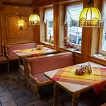 Braun Hotel 3*